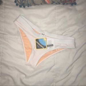 NWT Fabletics small Valentina cheeky bottom